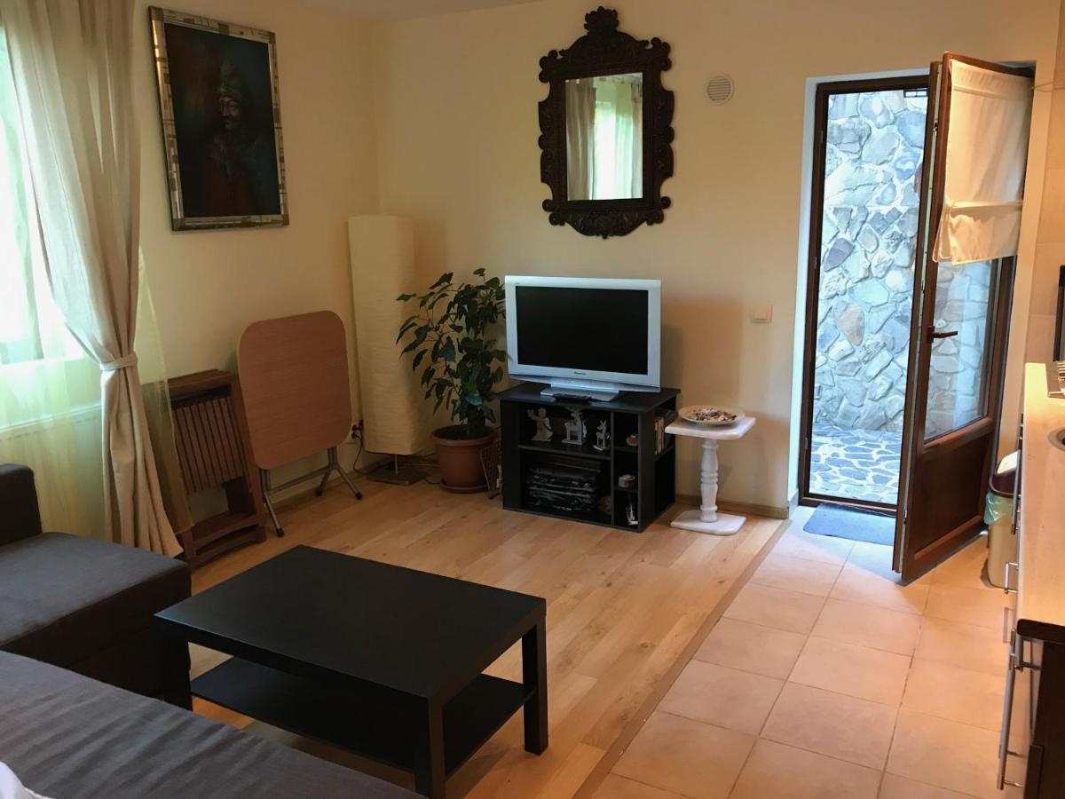 סינאיה Lovely & Cozy Apartment מראה חיצוני תמונה